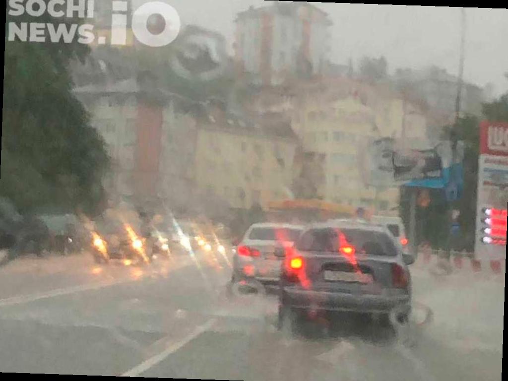 Готовимся к дождям и грозам в Сочи