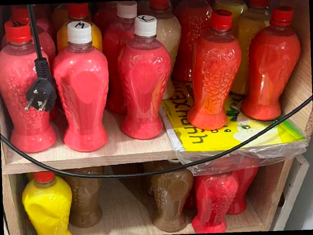 Более 120 литров самогону изъяли у женщины в Сочи