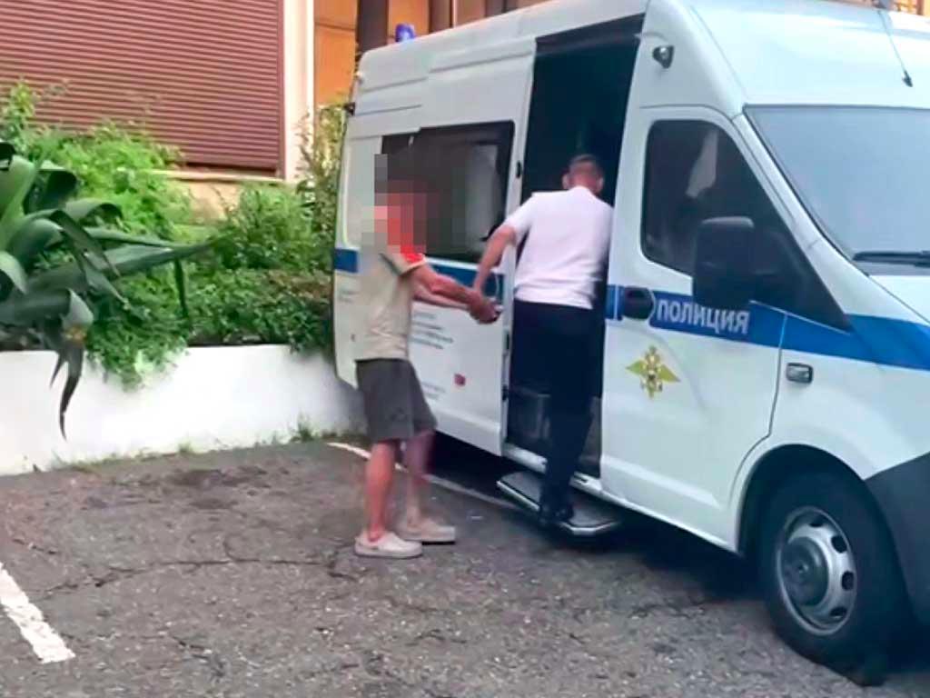 Мужчина из Сочи задержан за поджог знакомого