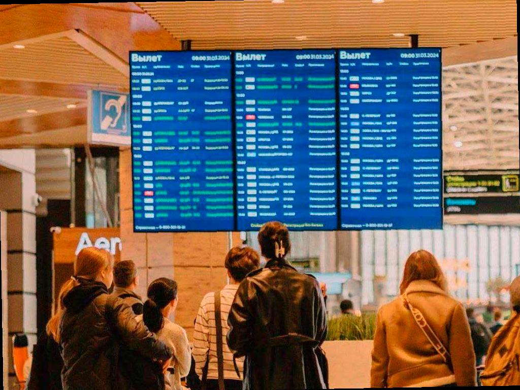 В аэропорту Сочи снова начались полёты