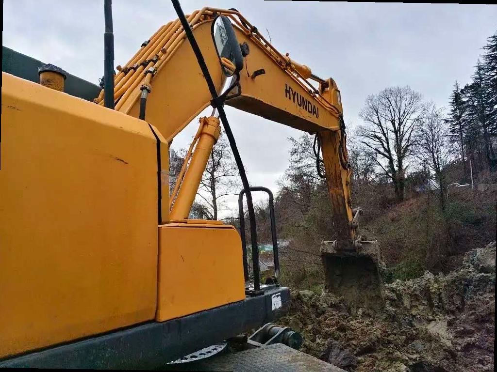 Ликвидация последствий трех оползней в Сочи