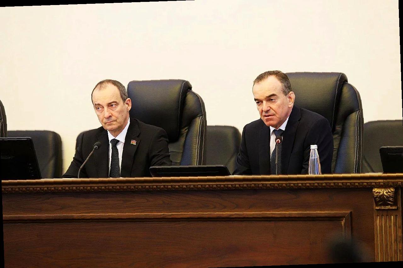 «Виктор Тепляков участвовал в заседании краевой Думы»