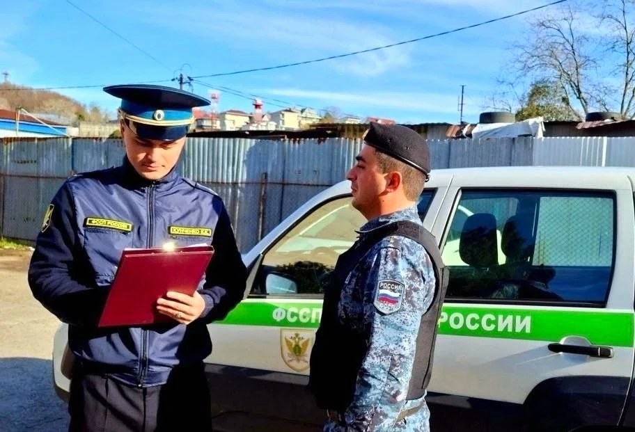 Собственница участка в Сочи снесла незаконные постройки после штрафов