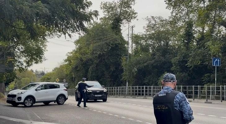 Проверка водителей на наличие долгов прошла в Сочи