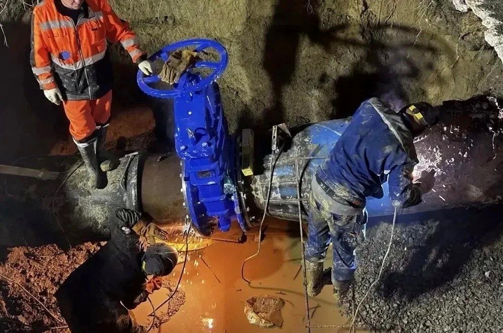 Замена водопроводной арматуры завершена на улице Кубанской в Сочи